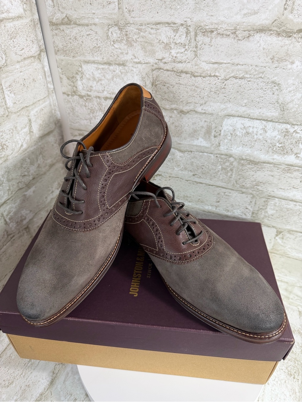 Johnston & Murphy ($170) Dark Gray Suede Deep Brown Leather Wingtip Oxfords 10.5